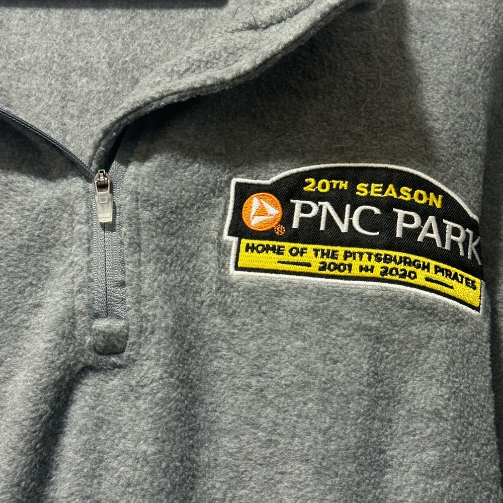Pittsburgh Pirates Gray PNC Park 20th Season Fleece Pullover. Never worn